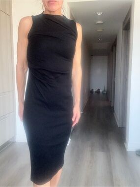 Zara Black Sleeveless Midi Sheath Dress